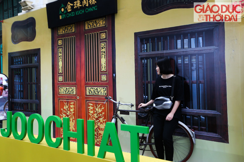 Trong lễ hội có những không gian tái hiện lại những nơi nổi tiếng của Singapore