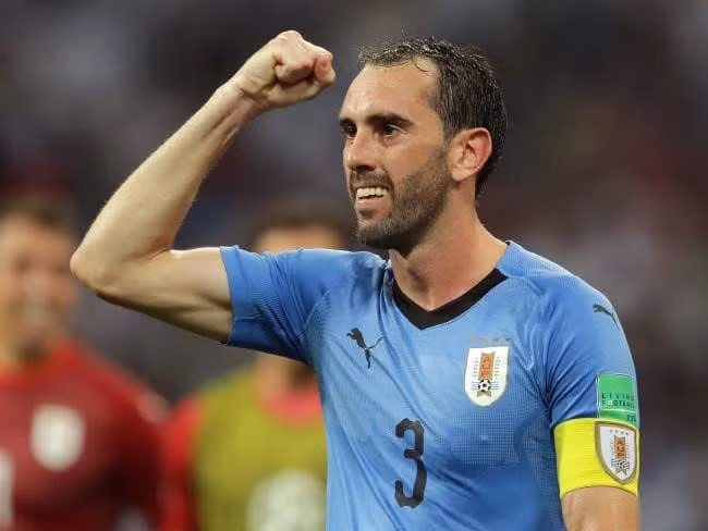 Diego Godin là cái tên được các cầu thủ Thái Lan mong chờ