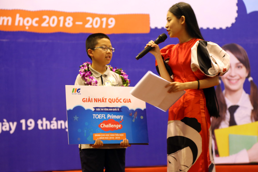 Thí sinh Trần An Trung – Học sinh lớp 5 – Trường Phổ thông Liên cấp Quốc tế Gateway, Quận Cầu Giấy, Hà Nội đạt giải Nhất Quốc gia TOEFL Primary Challenge