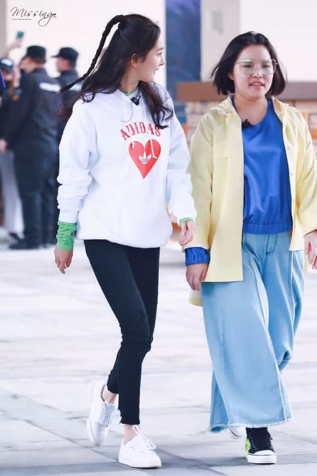 Duong Mich tre hon tuoi 33 nho thay doi kieu toc va cach trang diem hinh anh 6 