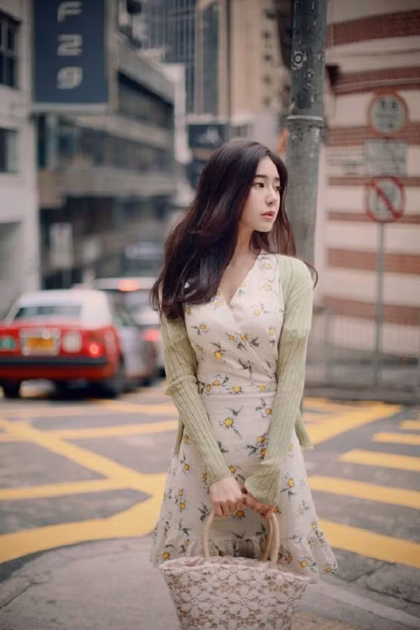 4 gợi ý diện váy đi làm vừa ấm vừa xinh trong mùa lạnh ảnh 14 Mùa lạnh, đây là 4 gợi ý diện váy đi làm vừa ấm vừa xinh mà các nàng nên biết-14