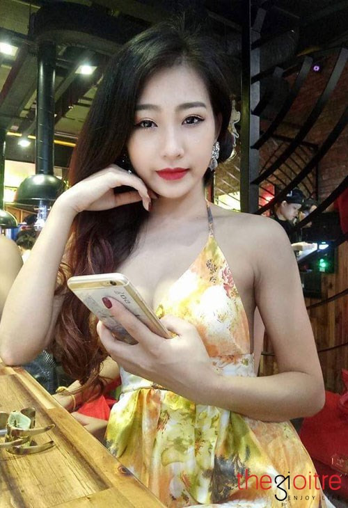 Chia sẻ với Thế giới trẻ Yến cho biết: “Mình rất vui khi nhận được sự quan tâm của mọi người. Vì thế mình luôn cố gắng bằng cách học tập thật tốt để không làm những người yêu quý mình thất vọng". Chia sẻ với Thế giới trẻ Yến cho biết: “Mình rất vui khi nhận được sự quan tâm của mọi người. Vì thế mình luôn cố gắng bằng cách học tập thật tốt để không làm những người yêu quý mình thất vọng".