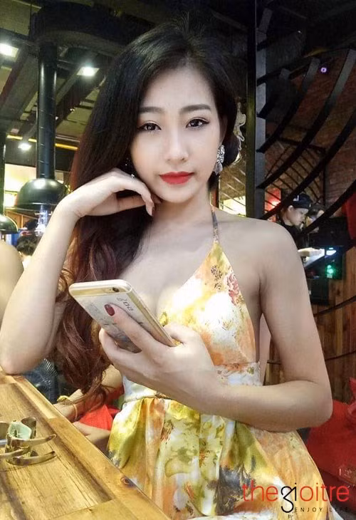 Chia sẻ với Thế giới trẻ Yến cho biết: “Mình rất vui khi nhận được sự quan tâm của mọi người. Vì thế mình luôn cố gắng bằng cách học tập thật tốt để không làm những người yêu quý mình thất vọng".