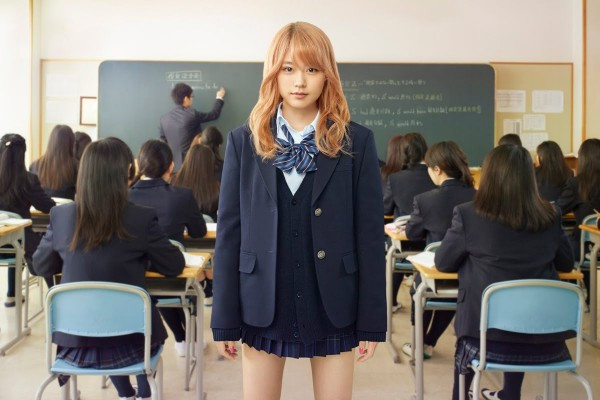 Nữ sinh Nhật cho rằng váy ngắn là biểu tượng cho sắc đẹp và tuổi trẻ 