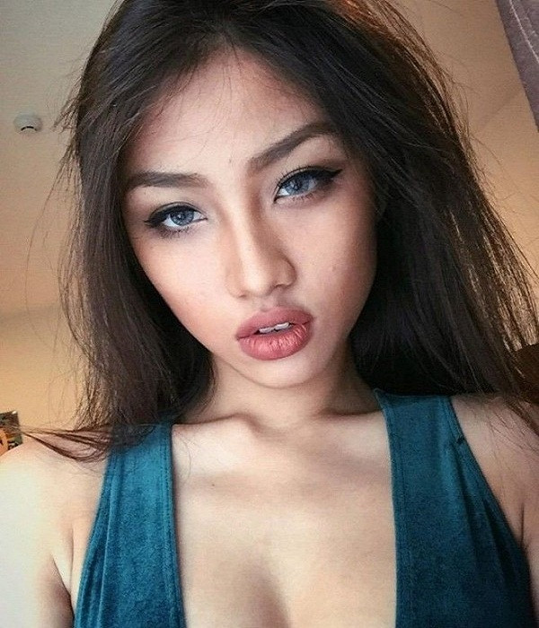 Những hotgirl thế hệ mới: Body chuẩn, cá tính, gu thời trang chất miễn bàn - Ảnh 10. Những hotgirl thế hệ mới: Body chuẩn, cá tính, gu thời trang chất miễn bàn - Ảnh 10.