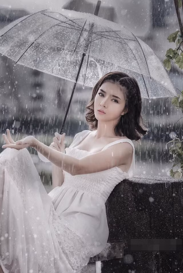 4 hot girl Việt sexy sẽ thế nào khi thiếu son phấn? ảnh 14