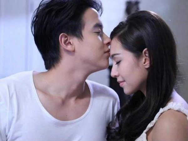 Biết vợ cũ liên tục níu kéo chồng, vợ mới vui vẻ làm chuyện này khiến cô ta xấu hổ buông tay