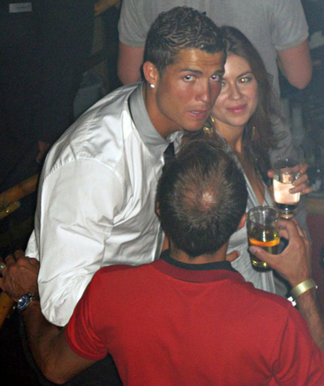 CR7 bị tố hiếp dâm Kathryn Mayorga hồi năm 2009 CR7 bị tố hiếp dâm Kathryn Mayorga hồi năm 2009