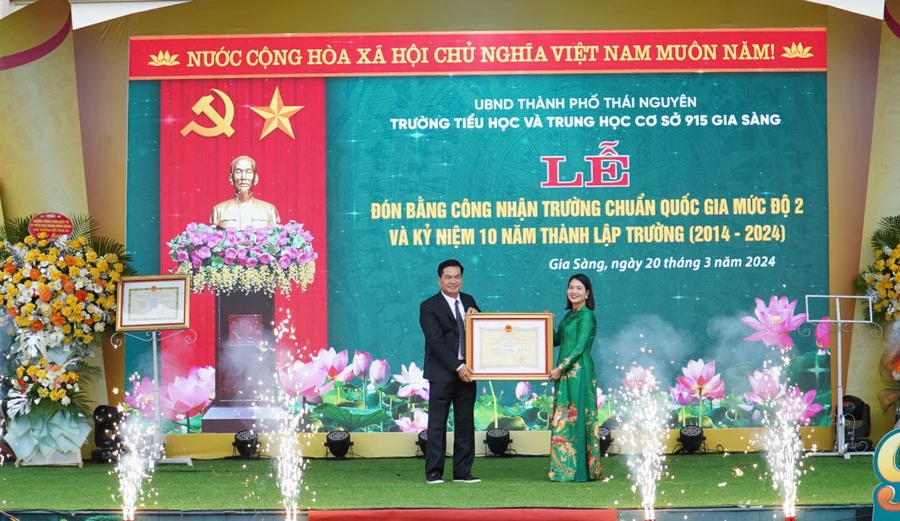 Thái Nguyên có thêm trường liên cấp đạt chuẩn quốc gia mức độ 2.