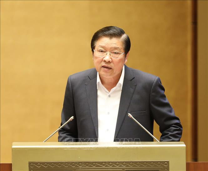 Đồng chí Phan Đình Trạc, Ủy viên Bộ Chính trị, Bí thư Trung ương Đảng, Trưởng Ban Nội chính Trung ương truyền đạt chuyên đề “Tiếp tục xây dựng và hoàn thiện Nhà nước pháp quyền xã hội chủ nghĩa Việt Nam trong giai đoạn mới”. Đồng chí Phan Đình Trạc, Ủy viên Bộ Chính trị, Bí thư Trung ương Đảng, Trưởng Ban Nội chính Trung ương truyền đạt chuyên đề “Tiếp tục xây dựng và hoàn thiện Nhà nước pháp quyền xã hội chủ nghĩa Việt Nam trong giai đoạn mới”.