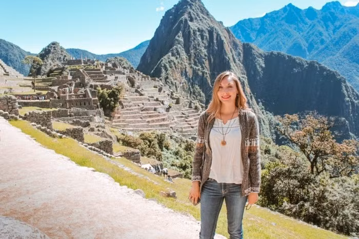 Cuộc hành trình đầy cảm xúc của người phụ nữ sau khi người chồng thân yêu qua đời