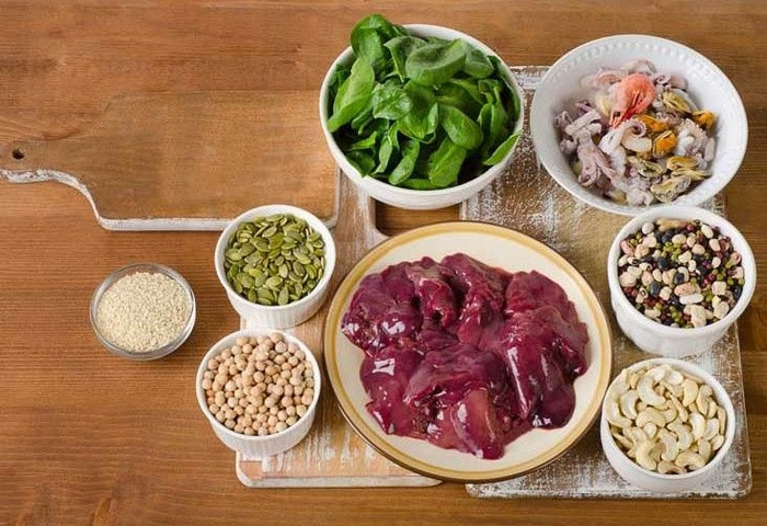 Nên ăn gì khi mắc hội chứng chân bồn chồn