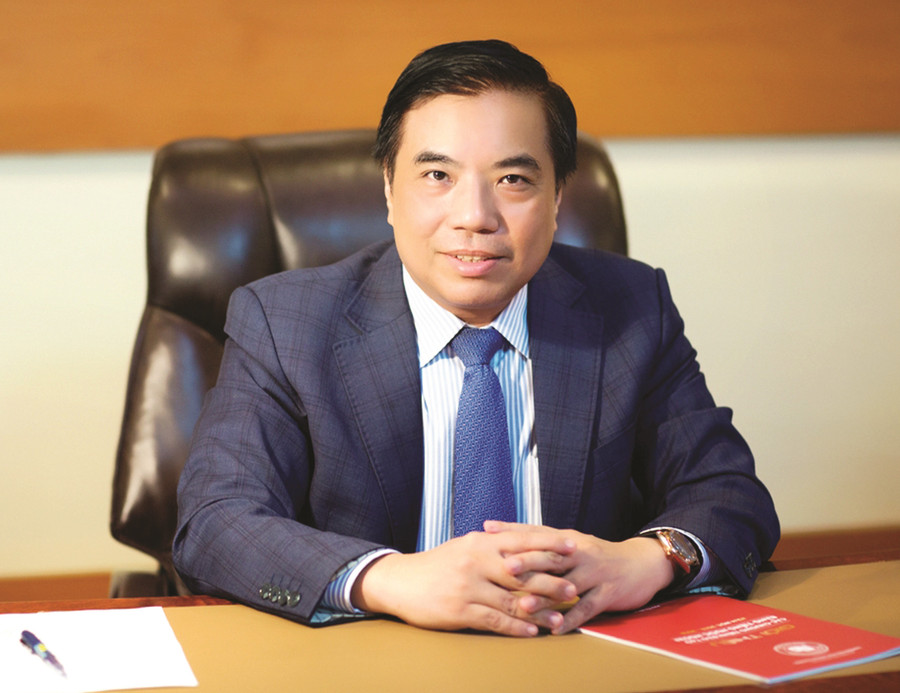 PGS.TS Bùi Anh Tuấn – Hiệu trưởng Trường Đại học Ngoại thương PGS.TS Bùi Anh Tuấn – Hiệu trưởng Trường Đại học Ngoại thương