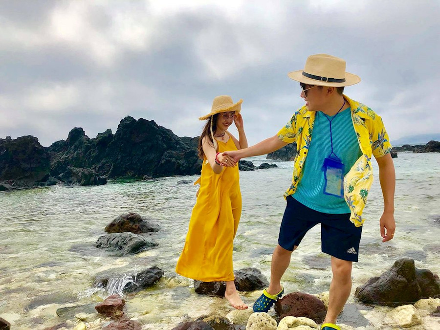 Hòn đảo thiên đường Lý Sơn đẹp mê hồn trong bộ ảnh nghỉ lễ của nhóm bạn trẻ ảnh 1 Hòn đảo thiên đường Lý Sơn đẹp mê hồn trong bộ ảnh nghỉ lễ của nhóm bạn trẻ ảnh 1