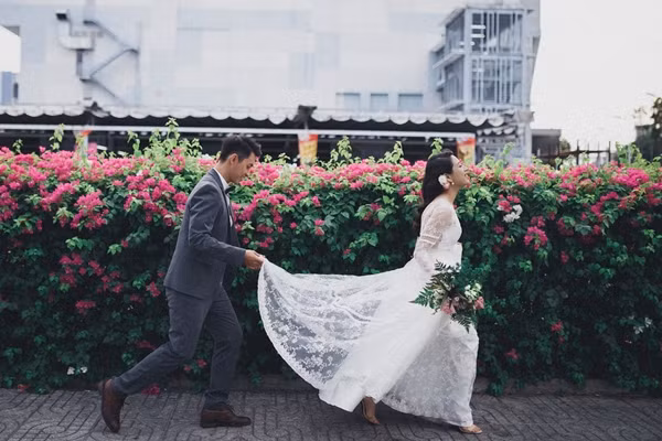 [Caption]Cẩm Tú và Nguyên
