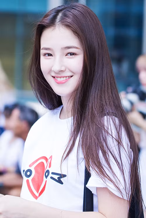 Loạt áo phông màu sắc của 