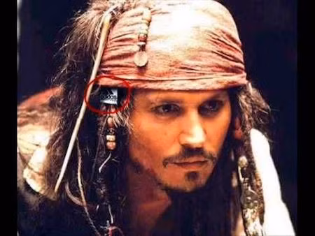 Khi Hollywood “chọc cười” khán giả bằng những sai sót khó tin - Ảnh 1.