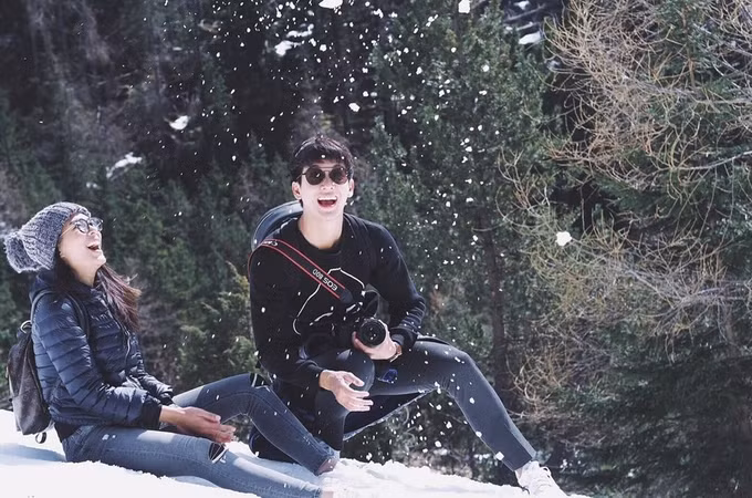 Chuyện tình của 