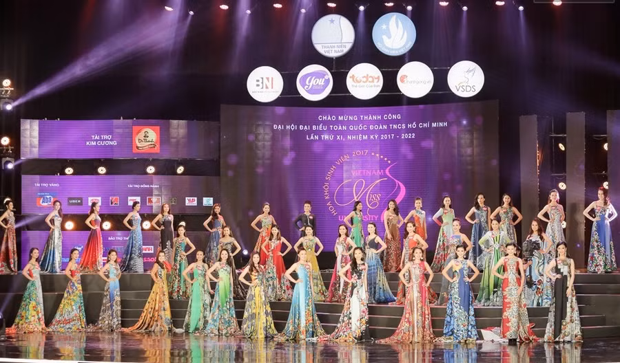 45 thí sinh trong đêm chung kết