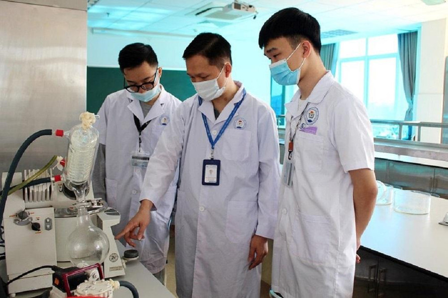 Trường Đại học Y - Dược (ĐH Thái Nguyên) tuyển sinh 1800 chỉ tiêu Đại học chính quy. Trường Đại học Y - Dược (ĐH Thái Nguyên) tuyển sinh 1800 chỉ tiêu Đại học chính quy.