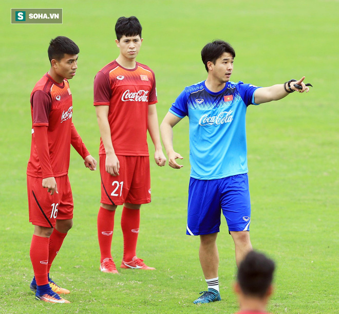 Đình Trọng chắc suất trung vệ ở U23 Việt Nam nhưng đáng tiếc có thể vắng mặt vì chưa kịp bình phục chấn thương.