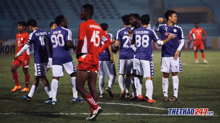 Chật vật trước chủ nhà, Hà Nội rời Singapore với 1 điểm quý giá