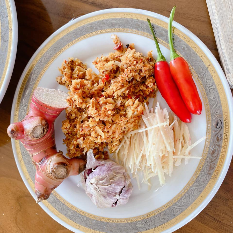 Mẹ đảm chỉ cách làm cà muối xổi ăn liền cực ngon ảnh 3