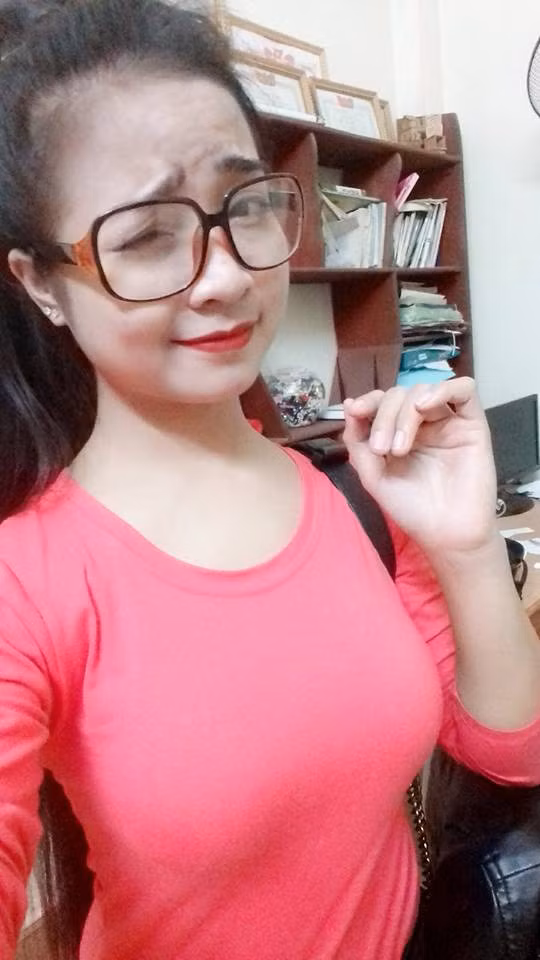 “Đứng hình” trước vẻ xinh đẹp của cô gái có mái tóc dài 120cm ảnh 2