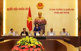 Ủy ban Thường vụ Quốc hội xem xét tình hình kinh tế - xã hội đất nước