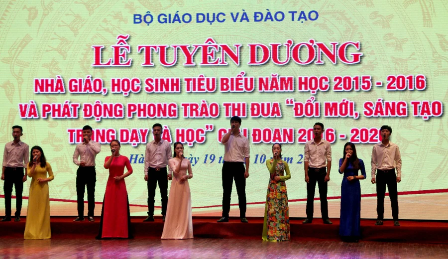 Sáng mai (19/10), Bộ GD&ĐT tuyên dương các nhà giáo và học sinh tiêu biểu cả nước