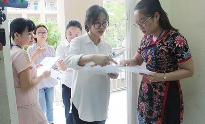 GS Toán không giải đề thi THPT Quốc gia nhanh bằng học sinh: Không lạ! 