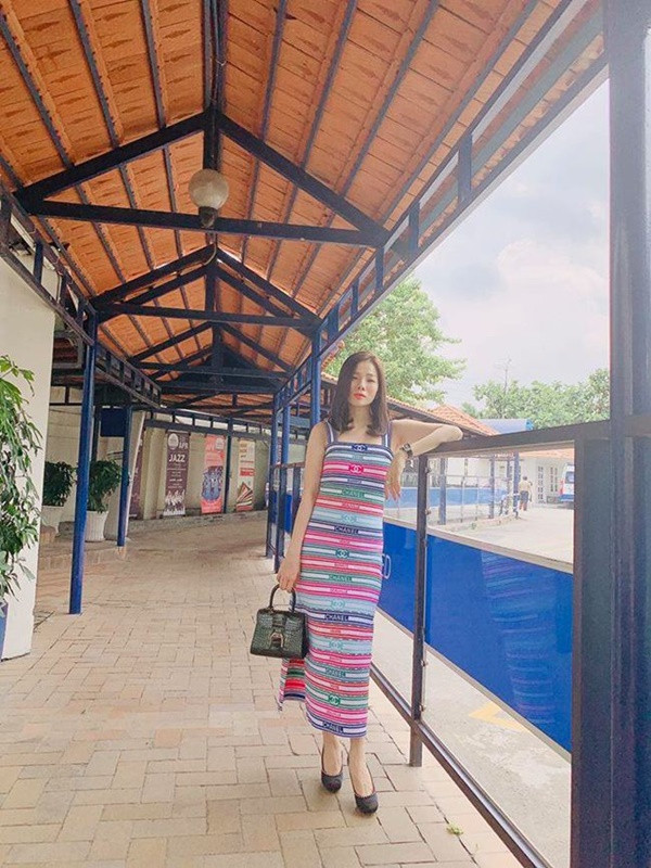 Lệ Quyên gây “choáng” vì kho túi hiệu và kim cương bạc tỷ ảnh 10 Ngoài sắc vóc hút hồn, Lệ Quyên còn gây choáng vì kho túi hiệu và kim cương bạc tỷ-10