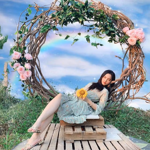  Chân dung nữ sinh mang hai dòng máu Việt - Trung gây “sốt” mạng - Ảnh 6.