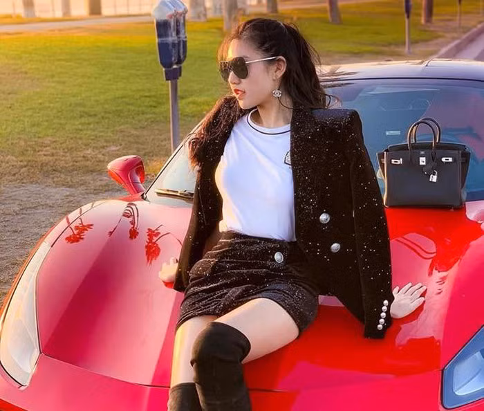 3 Rich Kid đình đám một thời giờ đã là mẹ bỉm sữa ảnh 5