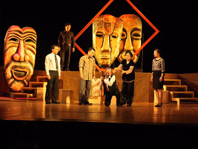 Quy định về giấy phép biểu diễn cho sân khấu kịch đang gây tranh cãi