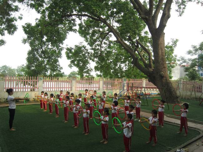 Sân phát triển vận động Trường MN Mai Trung 1 (Bắc Giang) Sân phát triển vận động Trường MN Mai Trung 1 (Bắc Giang)