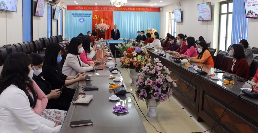 Trong 10 năm trở lại đây, Đại học Thái Nguyên có 1 nữ được phong tặng danh hiệu Anh hùng Lao động, 3 nhà khoa học nữ được trao giải thưởng Kovalevskaya.