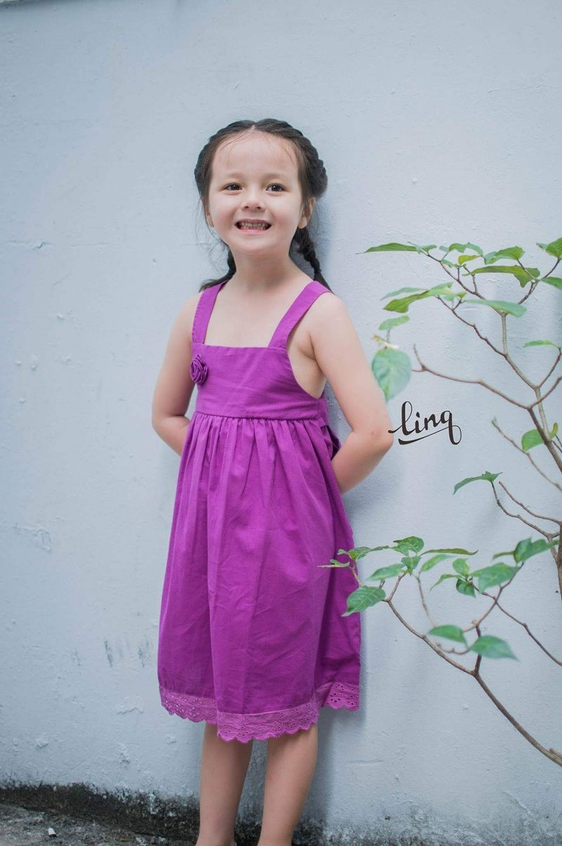 Vẻ đáng yêu của nhóc tì lai “nghiện” chụp ảnh khiến mẹ nào cũng muốn xin về nuôi ảnh 8