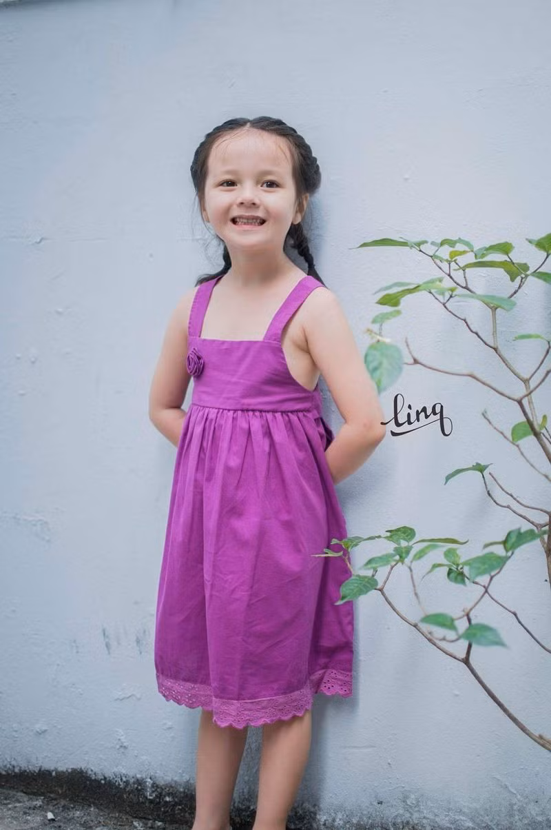 Vẻ đáng yêu của nhóc tì lai “nghiện” chụp ảnh khiến mẹ nào cũng muốn xin về nuôi ảnh 8