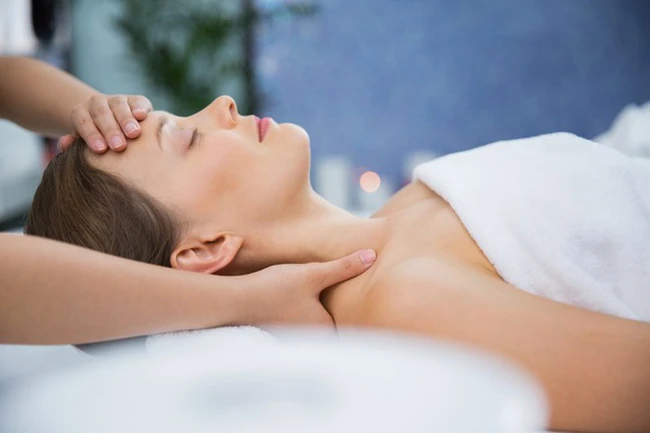 Người phụ nữ suýt mất mạng vì tự ý dùng thuốc và massage khi đau bụng, cảnh báo phụ nữ trong tuổi sinh đẻ cần chú ý