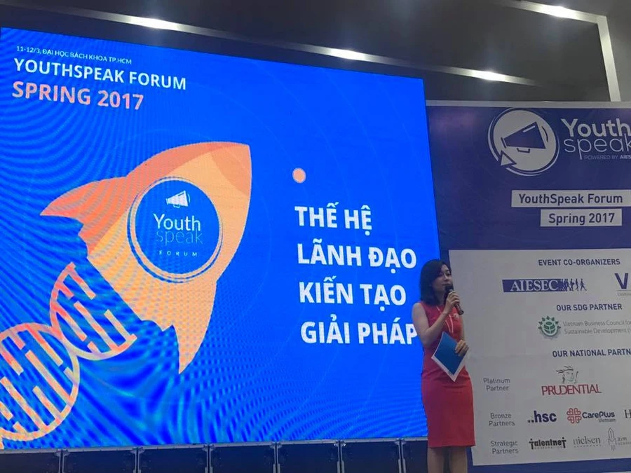 Hơn 500 sinh viên tham dự diễn đàn YouthSpeak Forum 2017