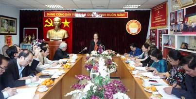 Chủ tịch Hội Khuyến học Việt Nam Nguyễn Thị Doan phát biểu tại buổi làm việc