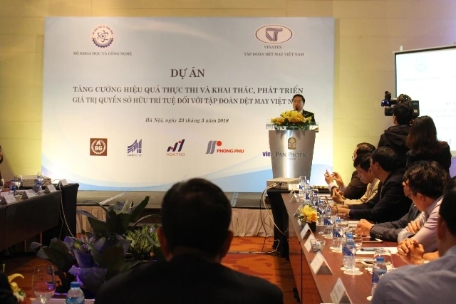 Vì sao VN chưa có thương hiệu thời trang tầm cỡ quốc tế?