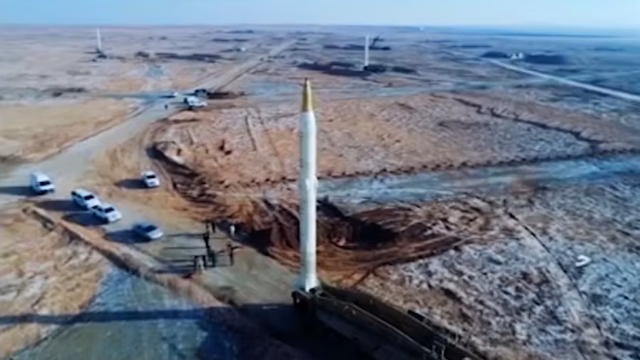 Tên lửa hành trình Iran bao trùm Israel và căn cứ Mỹ ở Trung Đông