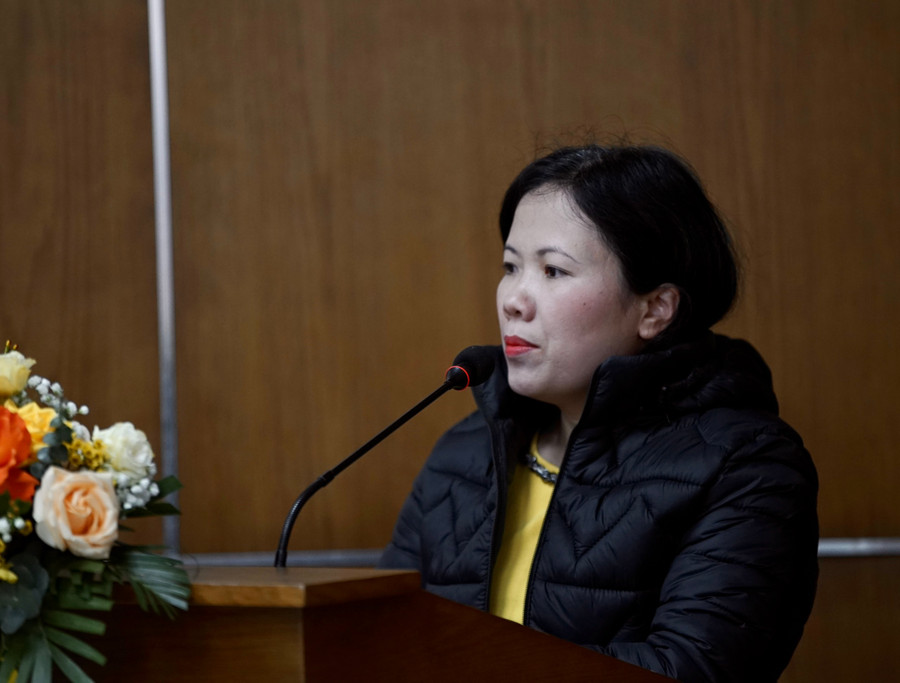 Đại diện Ban Thư ký tham luận tại Hội nghị.