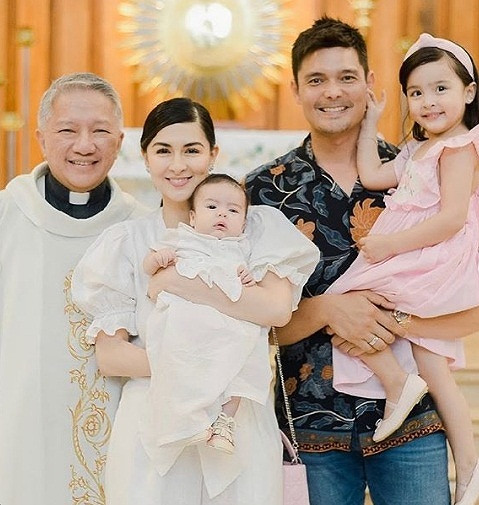 "Mỹ nhân đẹp nhất Philippines" rạng ngời bên chồng và hai con ảnh 7 "Mỹ nhân đẹp nhất Philippines" rạng ngời bên chồng và hai con ảnh 7