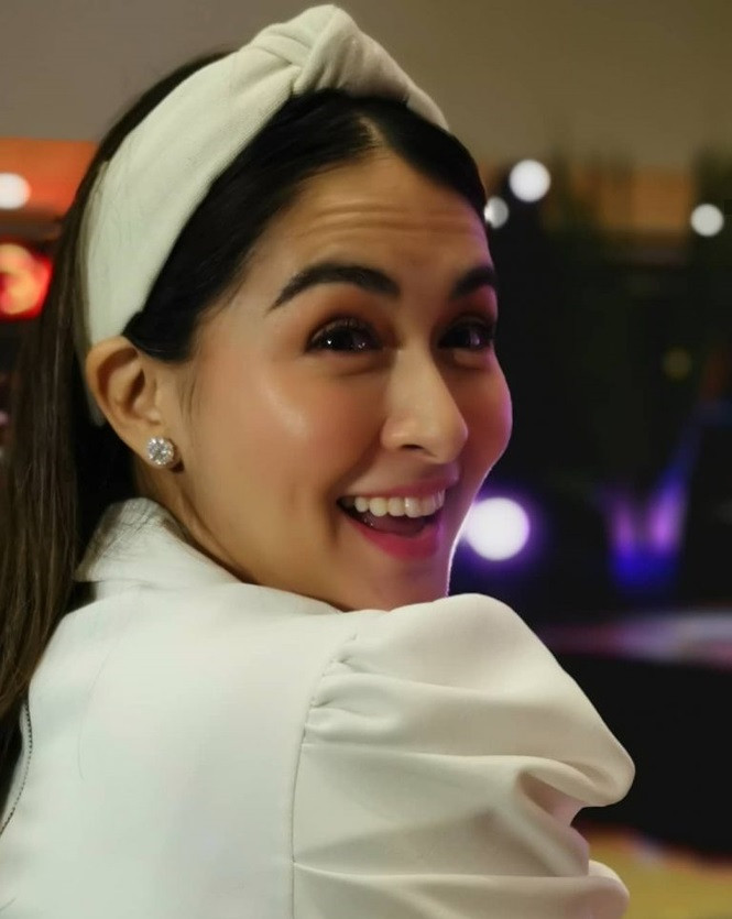 "Mỹ nhân đẹp nhất Philippines" rạng ngời bên chồng và hai con ảnh 17 "Mỹ nhân đẹp nhất Philippines" rạng ngời bên chồng và hai con ảnh 17