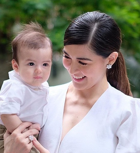 "Mỹ nhân đẹp nhất Philippines" rạng ngời bên chồng và hai con ảnh 3 "Mỹ nhân đẹp nhất Philippines" rạng ngời bên chồng và hai con ảnh 3