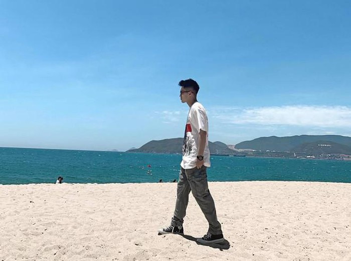 Soi gu thời trang sành điệu của em trai Sơn Tùng M-TP ảnh 1 Soi gu thời trang sành điệu của em trai Sơn Tùng M-TP ảnh 1