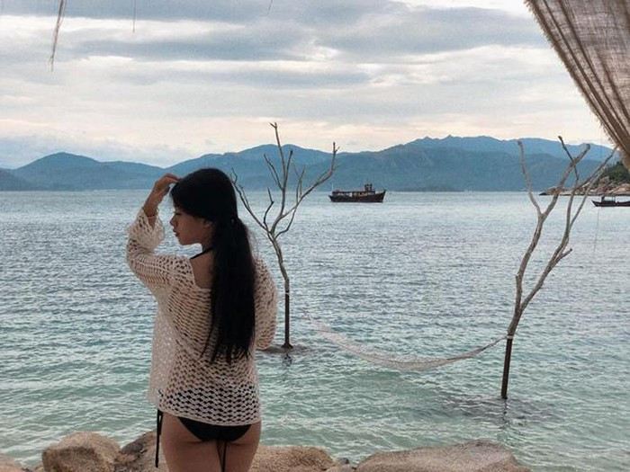 Con gái út 15 tuổi của NSƯT Chiều Xuân: Xinh đẹp, duyên dáng giống mẹ ảnh 6 Con gái út 15 tuổi của NSƯT Chiều Xuân: Xinh đẹp, duyên dáng giống mẹ ảnh 6